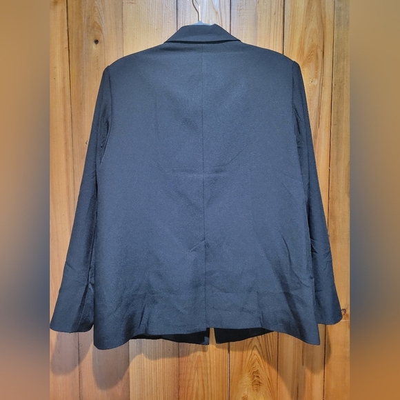 Kirundo Women's Black Blazer - Picture 4 of 12